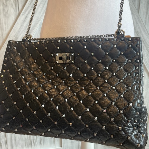 Valentino Garavani Rockstud Bag - Picture 3 of 9